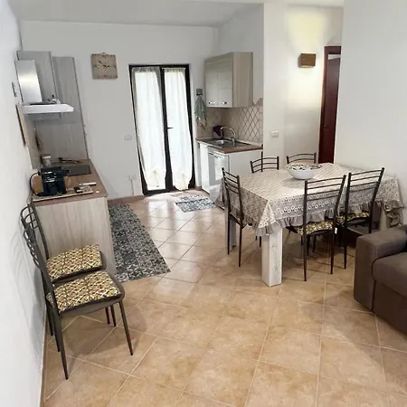 Tavolara Apartment *